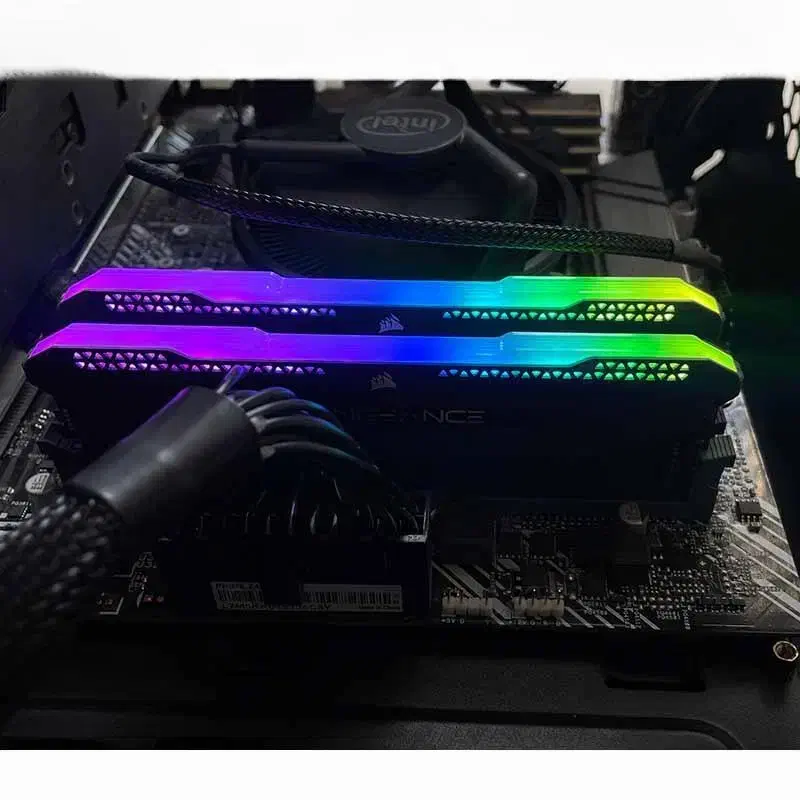 رم 32 گیگ  DDR4 RGB  3600hz|قطعات و لوازم جانبی رایانه|رشت, بلوار گیلان|دیوار