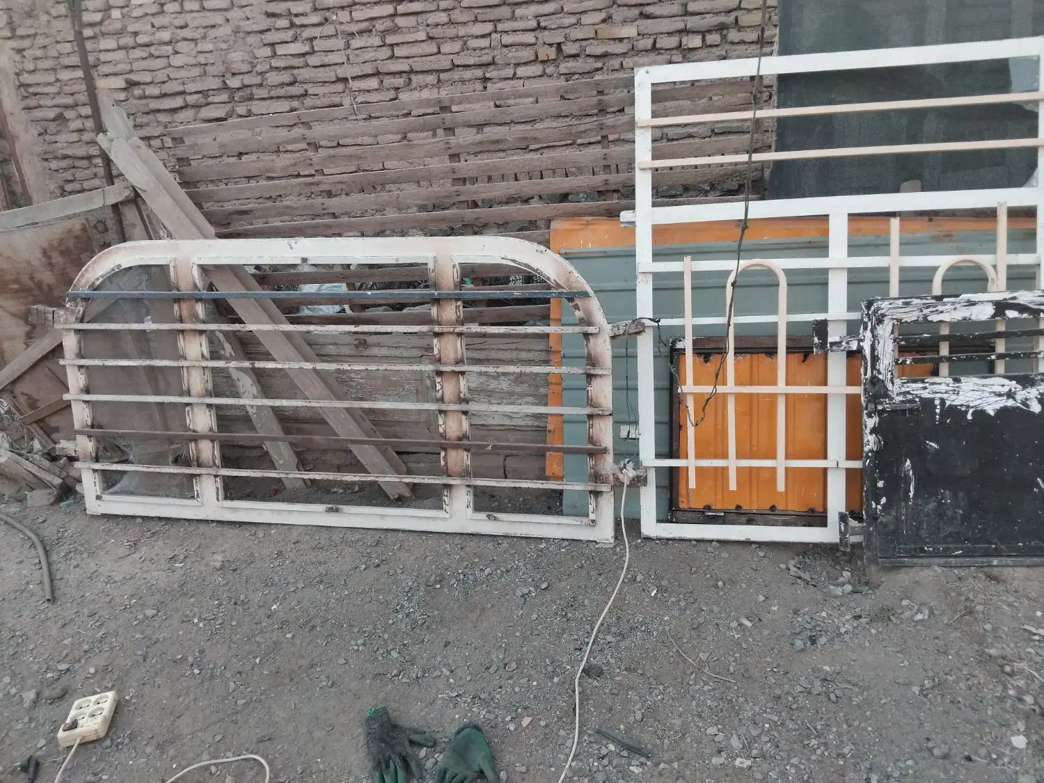 پنجره دوعدد در اغال کفتر دوعدد انواع در پنجره درست|خدمات پیشه و مهارت|نیشابور, فردوس شمالی|دیوار