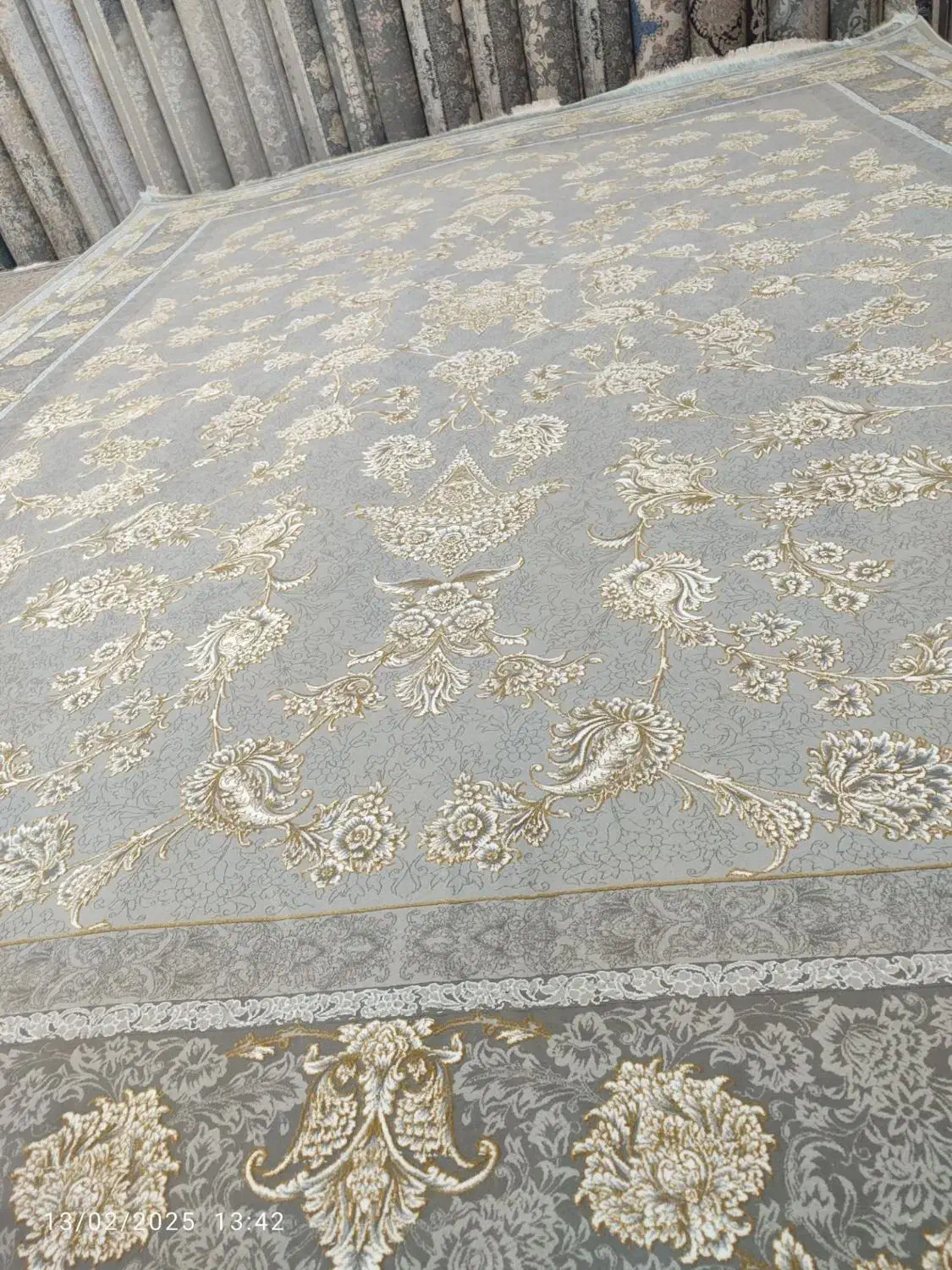 جفت فرش ۱۲ متری گل برجسته۱۲۰۰ شانه|فرش|بیرجند, |دیوار