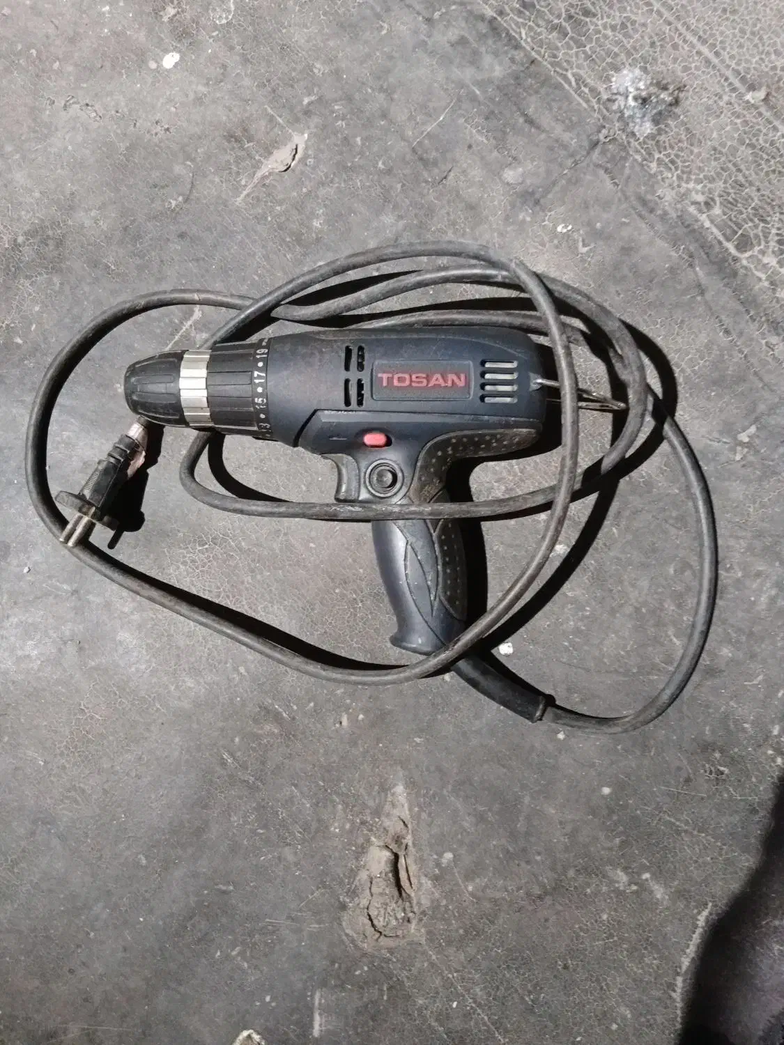 دریل پیچ گوشتی توسن|ابزارآلات|بومهن, |دیوار