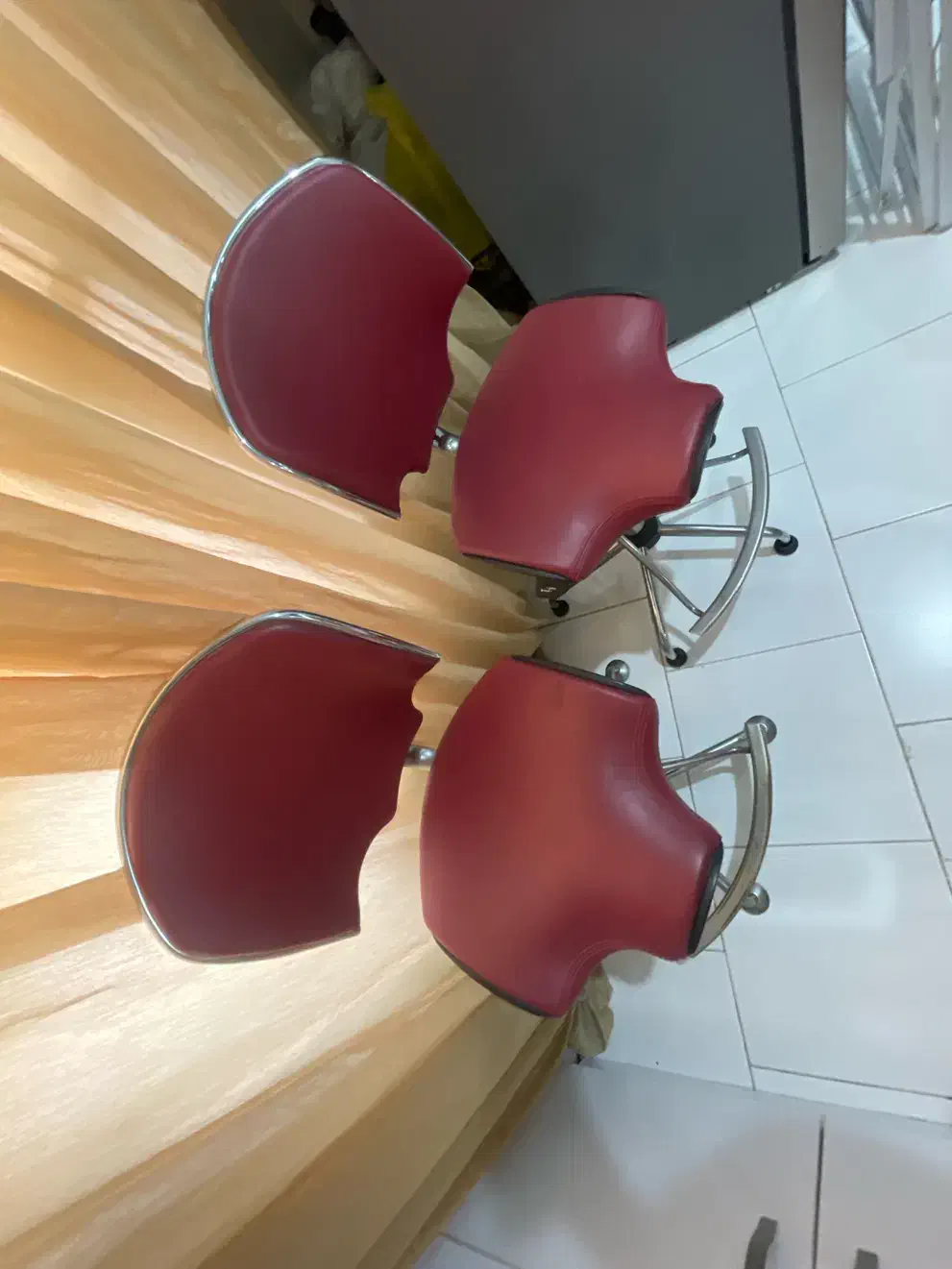 صندلی کانتر برند سیلا|مبلمان اداری|رشت, دیلمان|دیوار