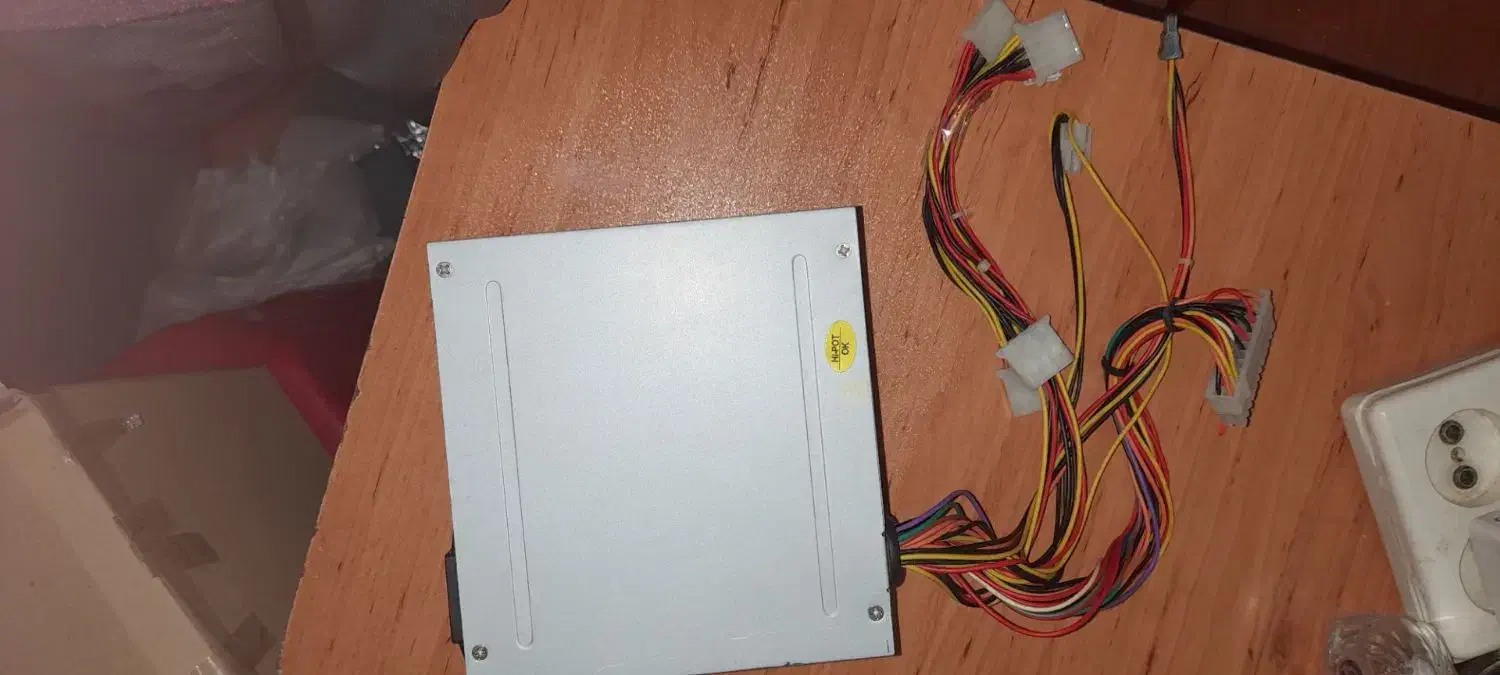 پاو ۲۳۰وات|قطعات و لوازم جانبی رایانه|میاندوآب, |دیوار