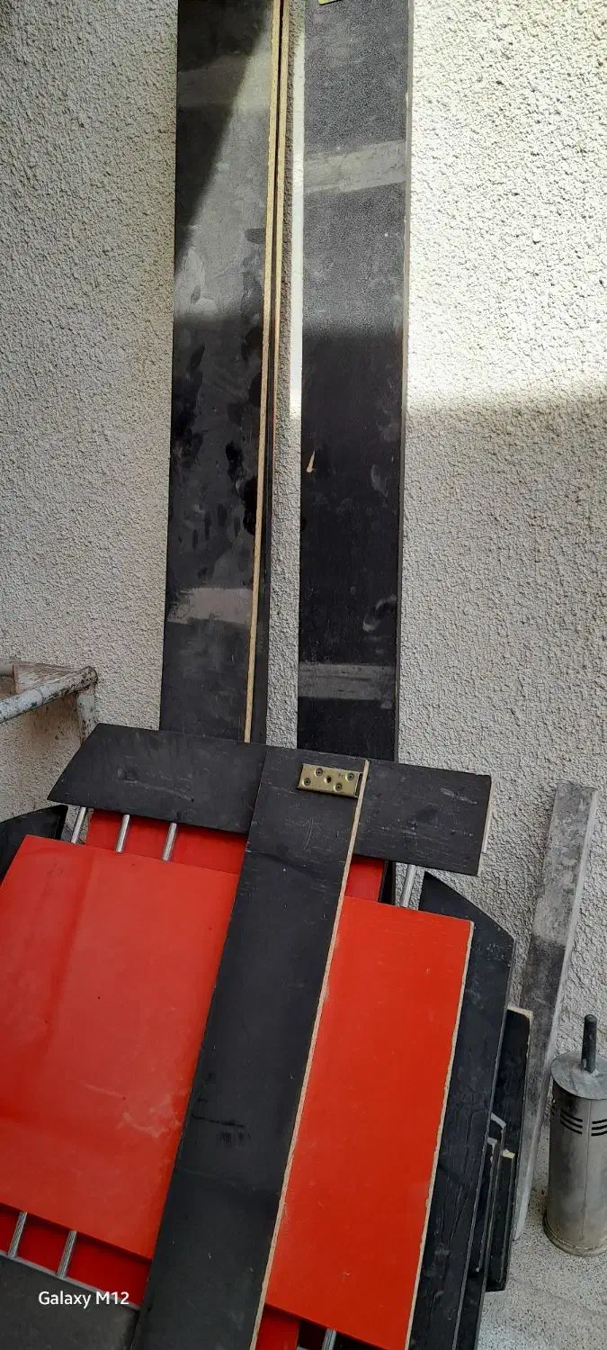 دو عدد تخت نوجوان سالم|تخت و صندلی بچه|تربت جام, والفجر|دیوار