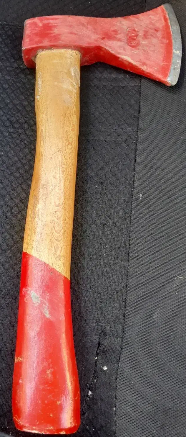 تبر|ابزارآلات|همدان, |دیوار