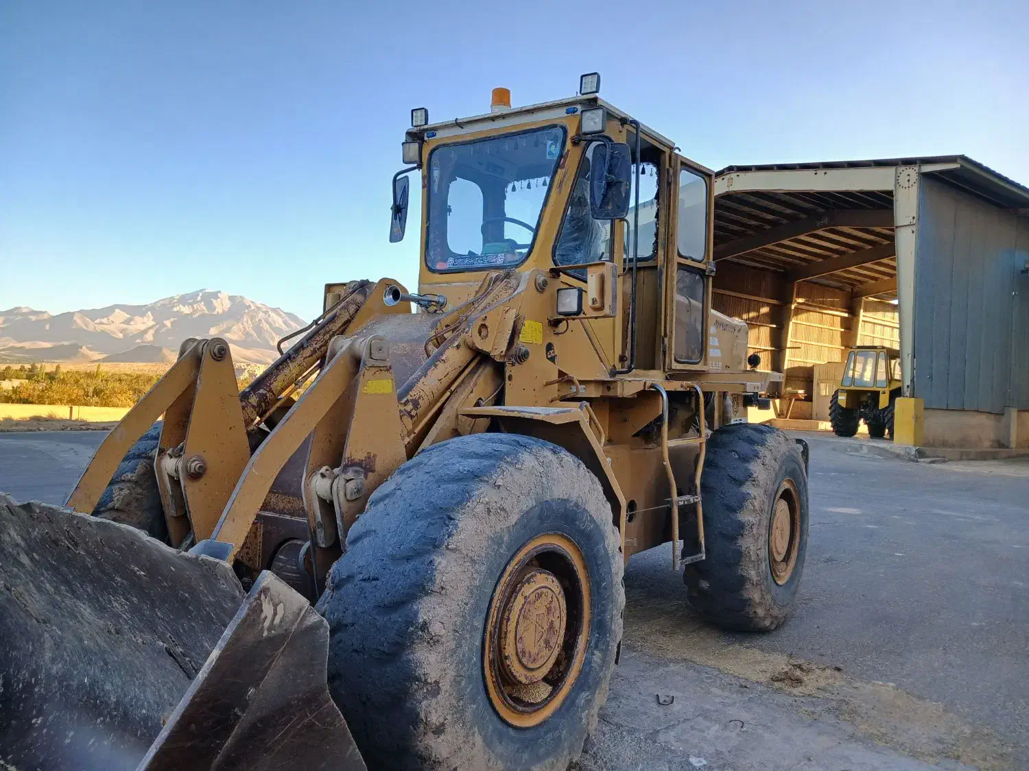 لودر فیاتالیست ۱۵|خودرو سنگین|شیراز, اکبر آباد|دیوار