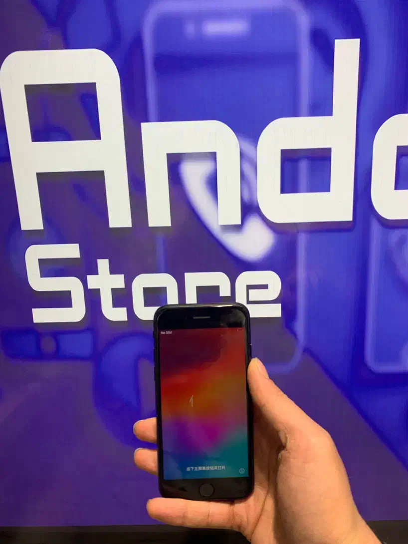 Iphone se 2020 64gig|موبایل|اصفهان, باغ زرشک|دیوار