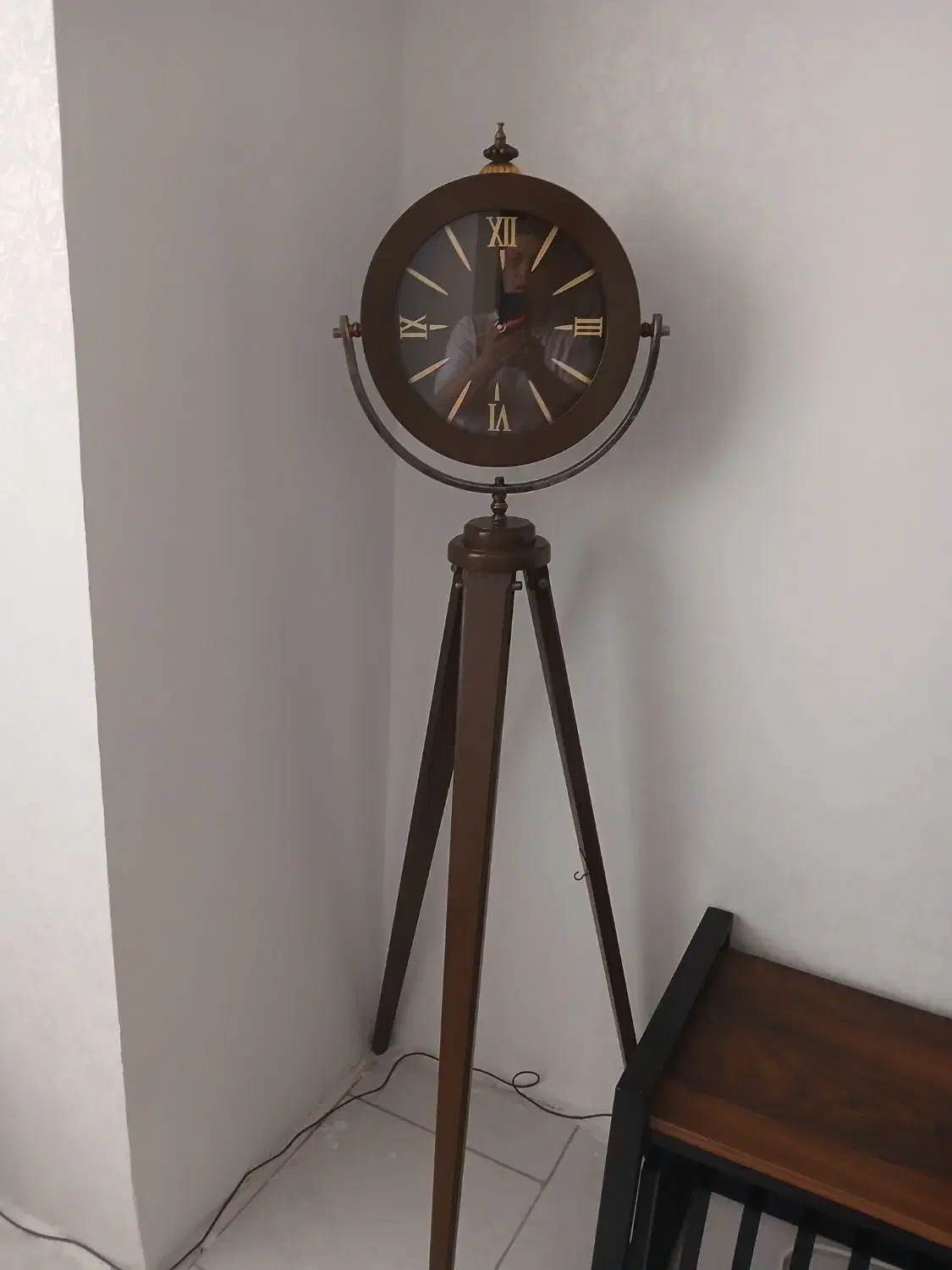 یک عددساعت ایستاده سالم بفروش میرسد|ساعت دیواری و تزئینی|محمدشهر, ولدآباد|دیوار