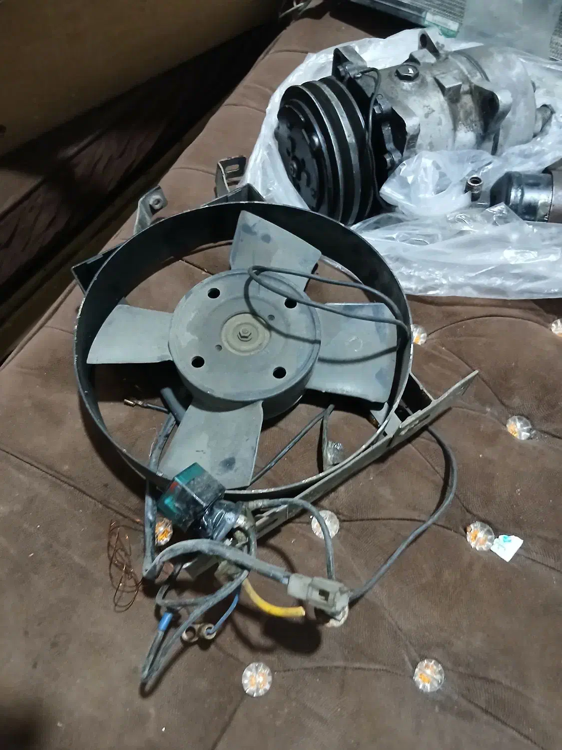 کولر کامل پیکانی...|قطعات یدکی و لوازم جانبی|رشت, پورسینا|دیوار