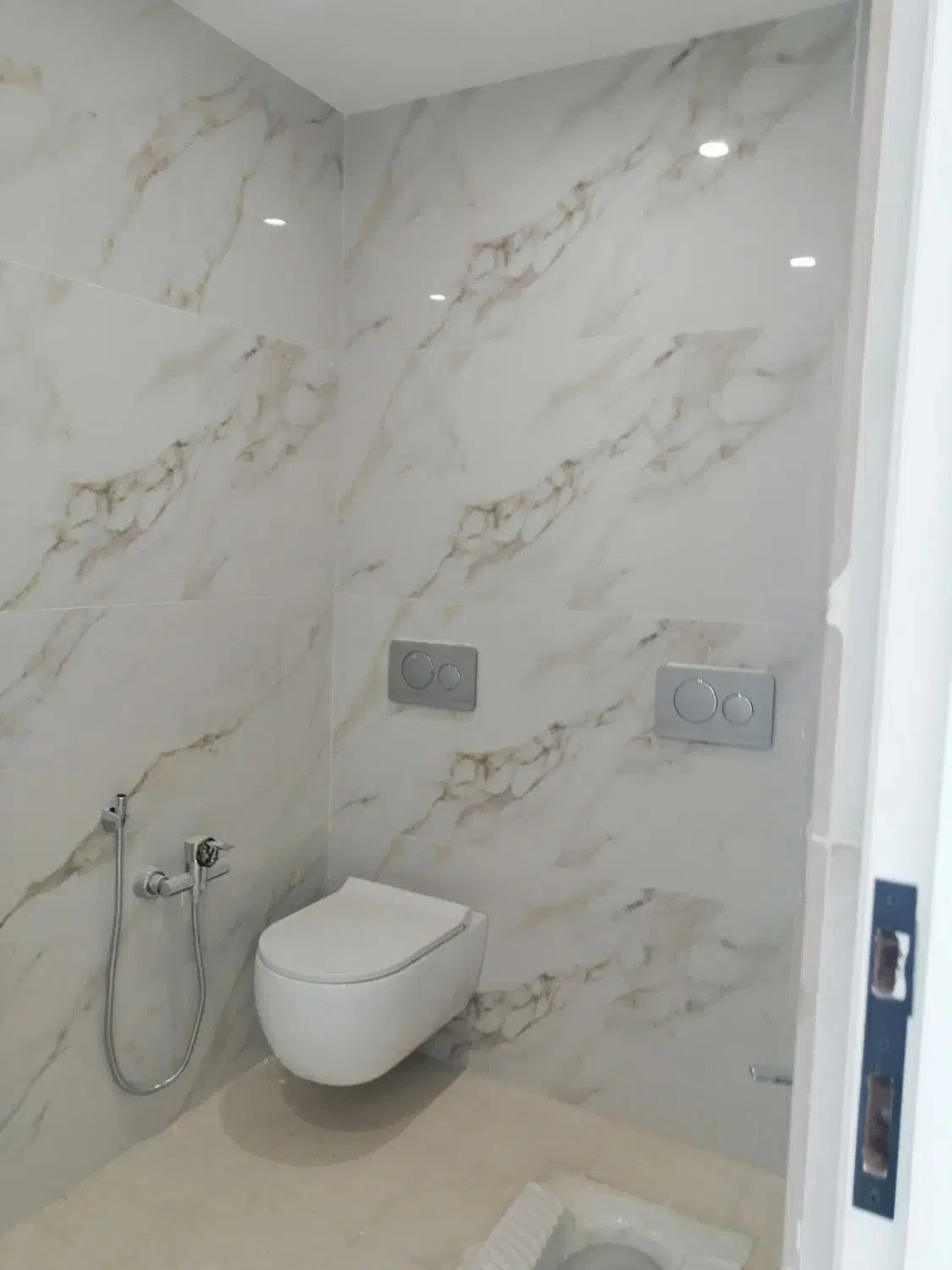 فروش اپارتمان ۱۷۳متری صفر مهراوران|فروش آپارتمان|یزد, |دیوار