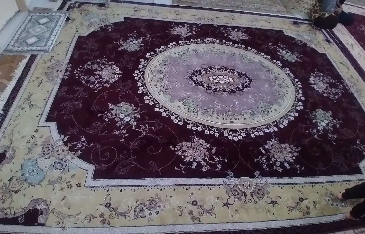 فرش درحدنو|فرش|صحنه, |دیوار