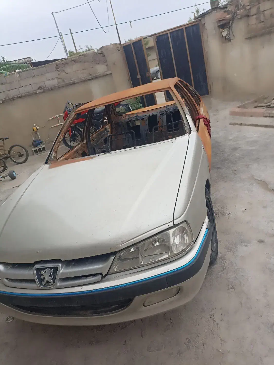 پژو پارس 84 معاوضه با پراید|خودرو سواری و وانت|گنبد کاووس, |دیوار