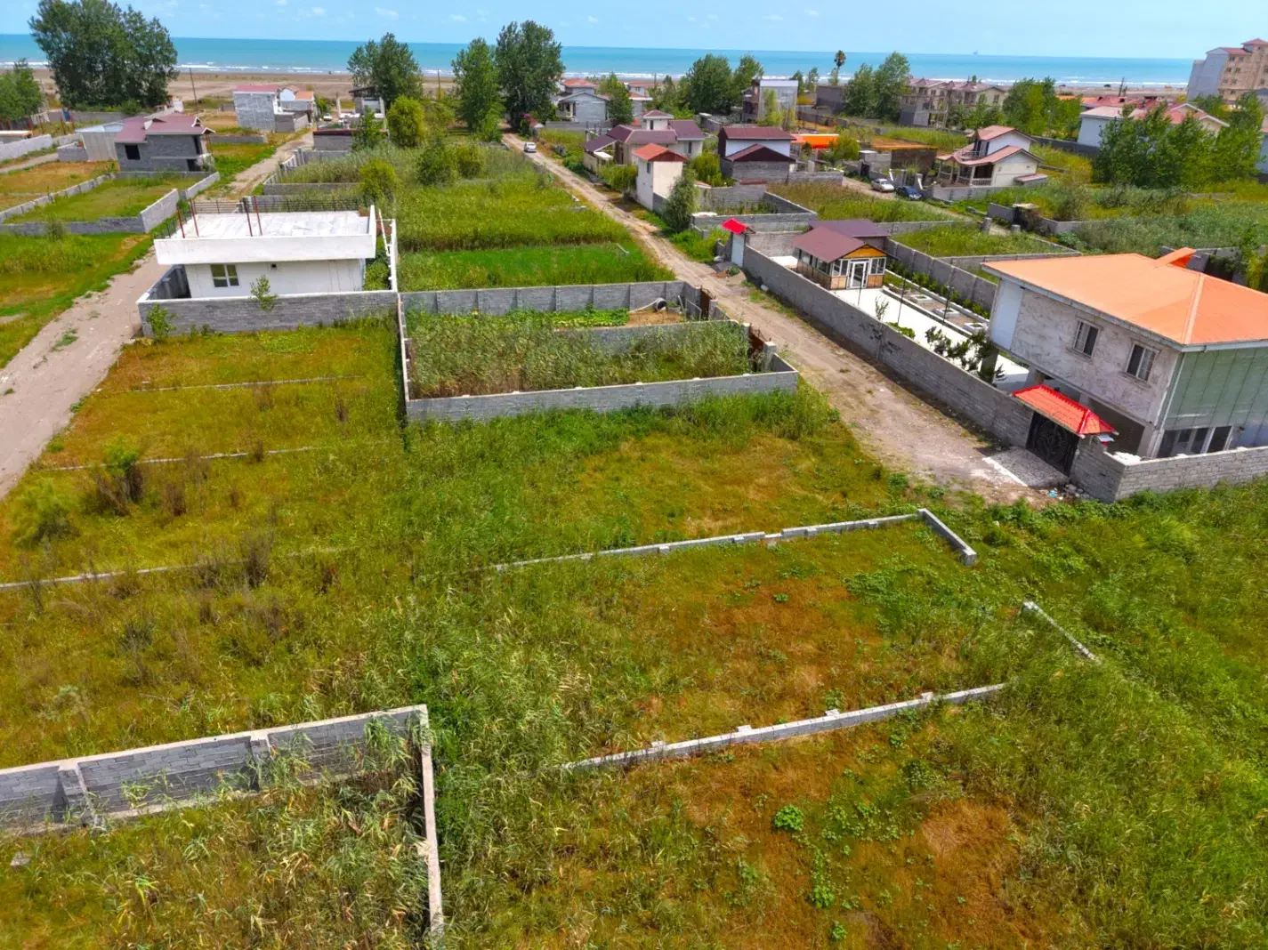 قطعه ساحلی داخل بافت ساخت و ساز باویو ابدی دریا|فروش زمین و ملک کلنگی|رشت, شهریاران|دیوار