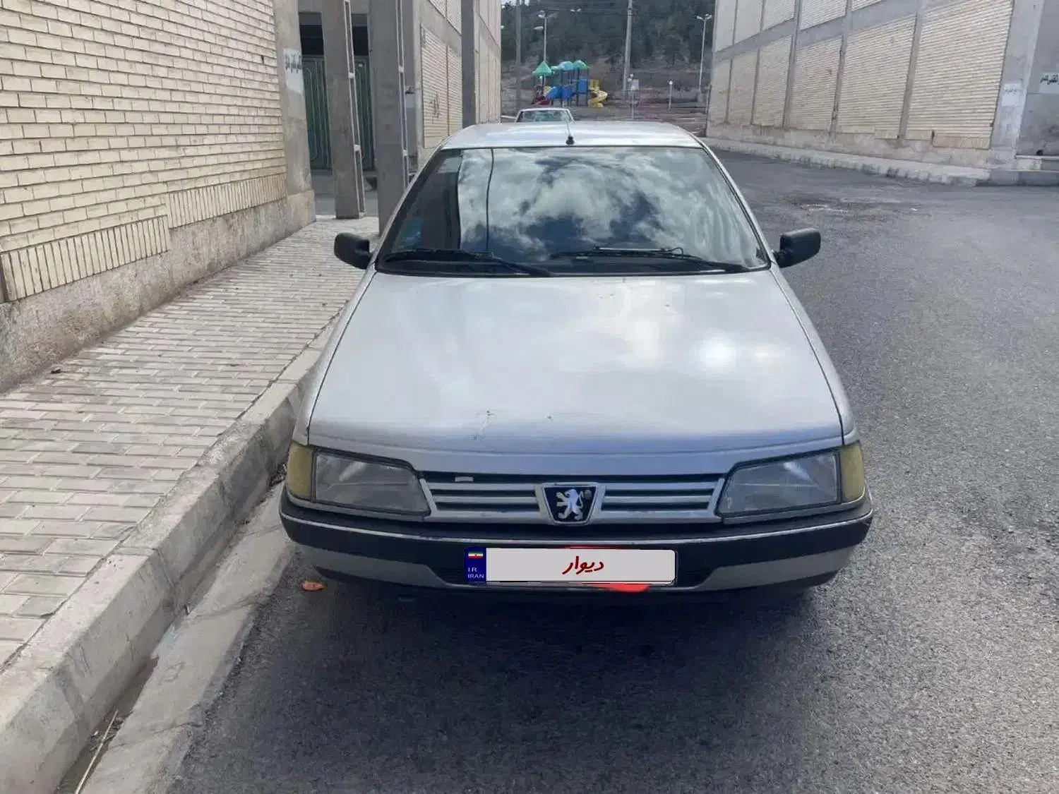 پژو ۴۰۵ کم کار تخفیف عالی سر معامله|خودرو سواری و وانت|قم, انسجام|دیوار