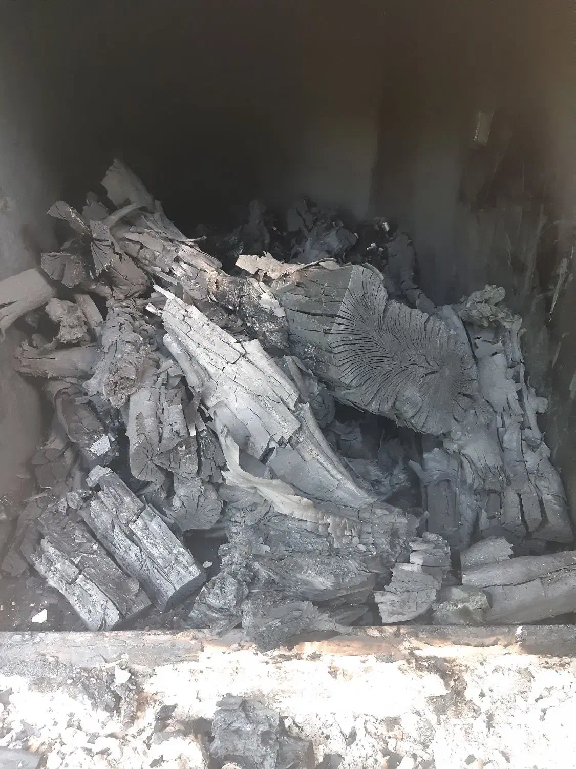 زغال کبابی|عمده‌فروشی|رشت, گیل|دیوار