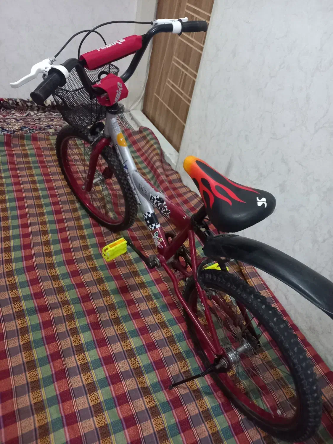 دوچرخه سایز ۲۰ خیلی شیک|دوچرخه، اسکیت، اسکوتر|یزد, |دیوار