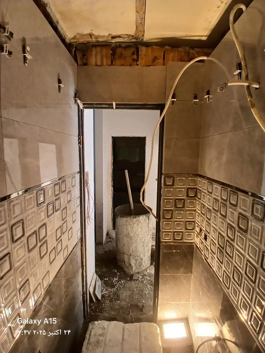 کاشی کاری.سرامیک کاری.دیوارچینی.سیمانکاری.کفسازی|خدمات پیشه و مهارت|تهران, سبلان (لشگر)|دیوار