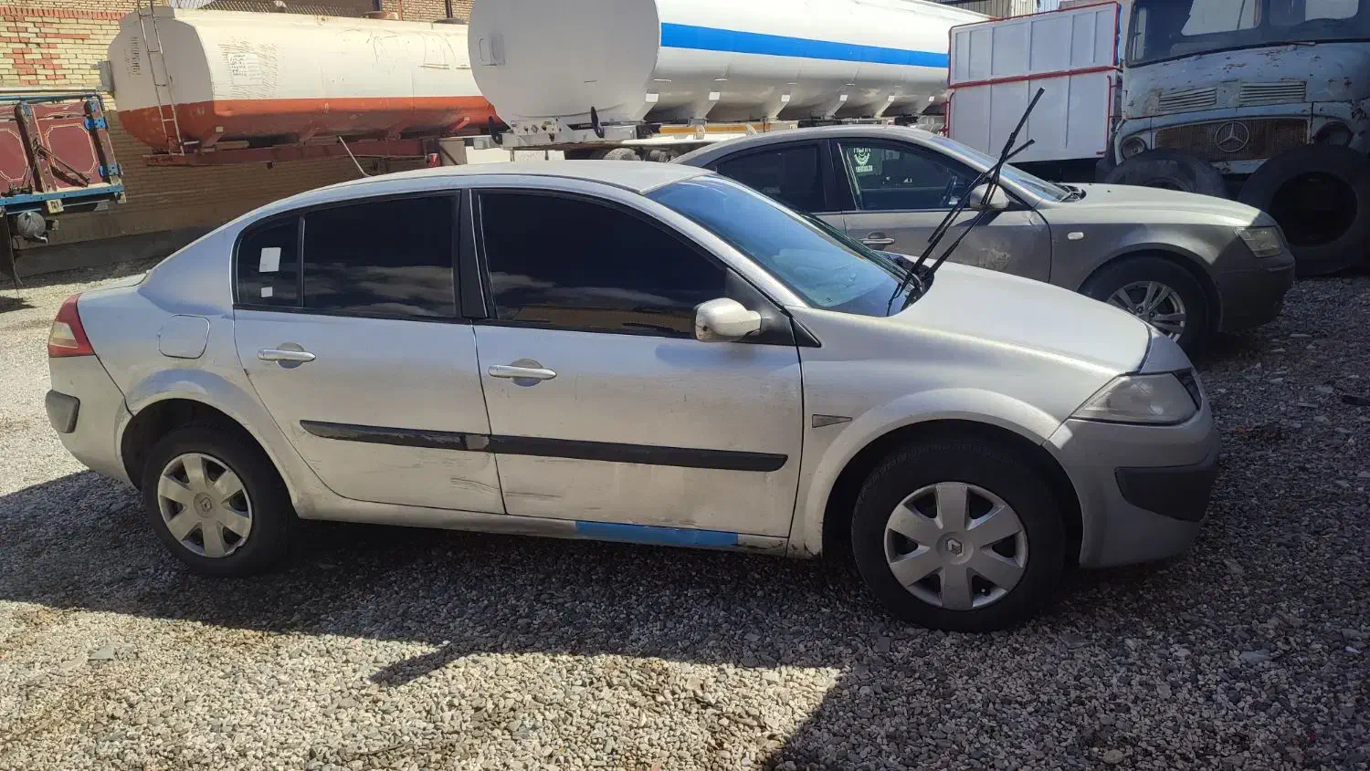 مگان ۱۶۰۰ مدل ۸۵|خودرو سواری و وانت|اصفهان, شهرک صنعتی امیرکبیر (شاپور جدید)|دیوار