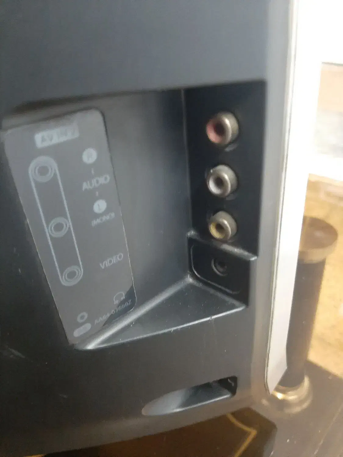 تلوزیون ۲۱اینج سامسونگ|تلویزیون و پروژکتور|قزوین, |دیوار