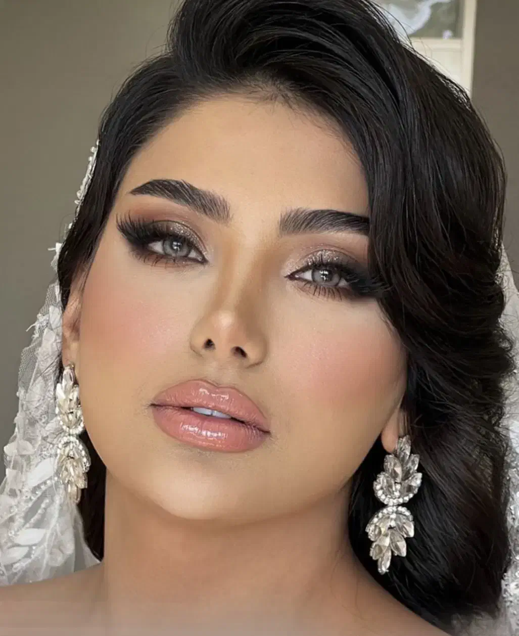 میکاپ شینیون|خدمات آرایشگری و زیبایی|کرمانشاه, |دیوار