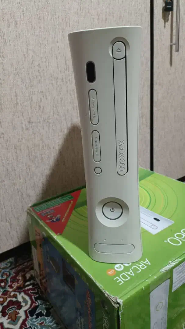 ایکس باکس ۳۶۰ همراه کلی بازی|کنسول، بازی ویدئویی و آنلاین|کرمانشاه, |دیوار