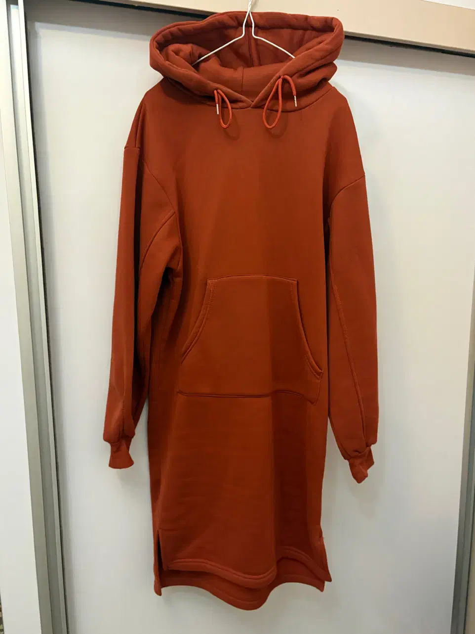 هودی بلند|لباس|تبریز, |دیوار