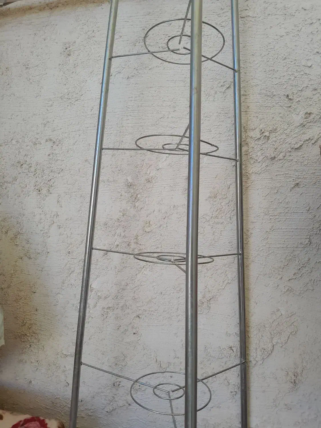 پایه قابلمه|آب‌چکان و نظم‌دهنده ظروف|تربت‌حیدریه, اندیشه|دیوار