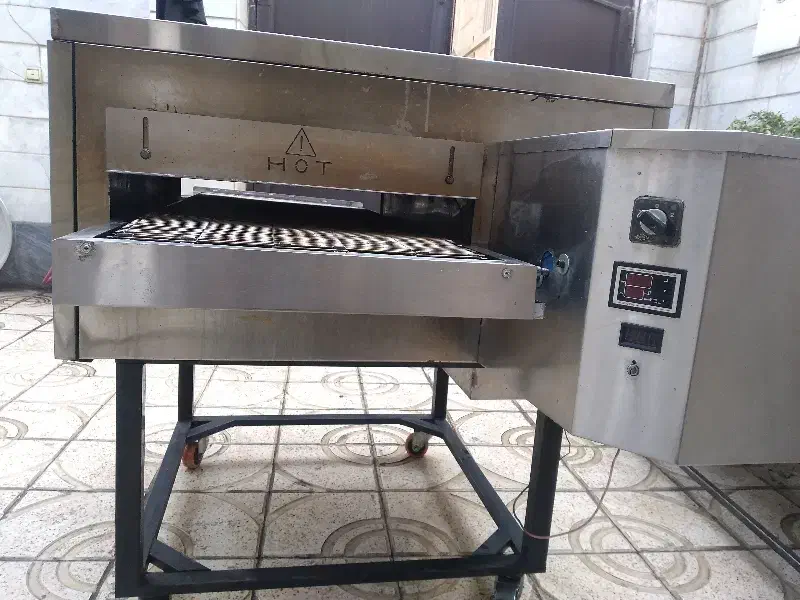 فرریلی پیتزا|کافی‌شاپ و رستوران|ری, دولت‌آباد|دیوار