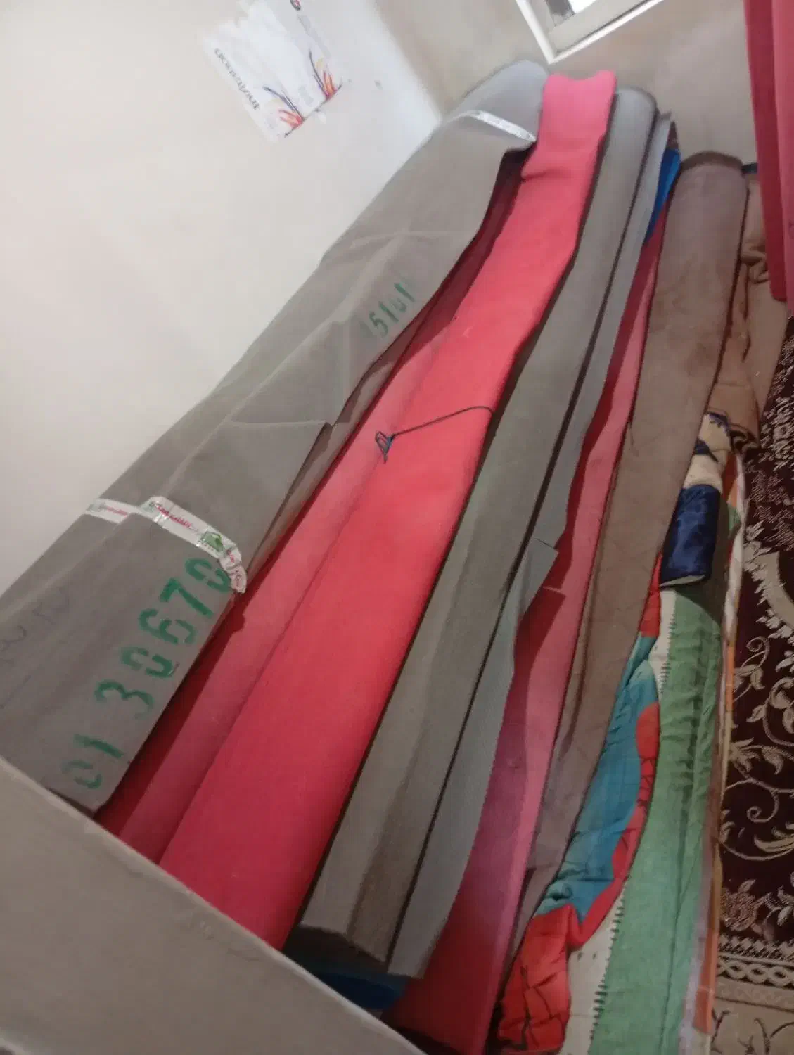 موکت دست دوم در حدنو بدون پارگی و سوختگی|موکت|نوشهر, |دیوار