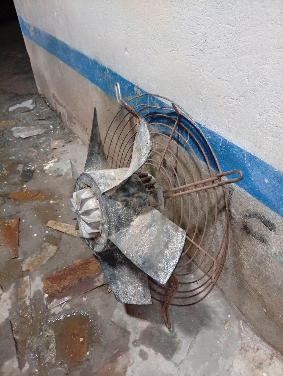 لوازم برقی|پنکه و تصفیه‌کنندهٔ هوا|خرمدره, |دیوار