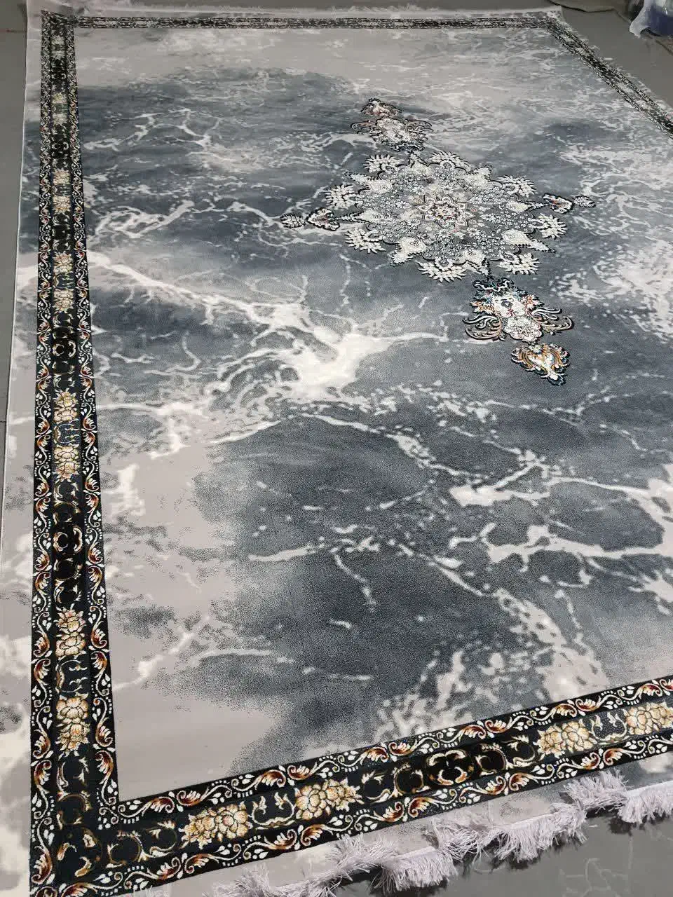 فرش ناریسا|فرش|مسجد سلیمان, |دیوار