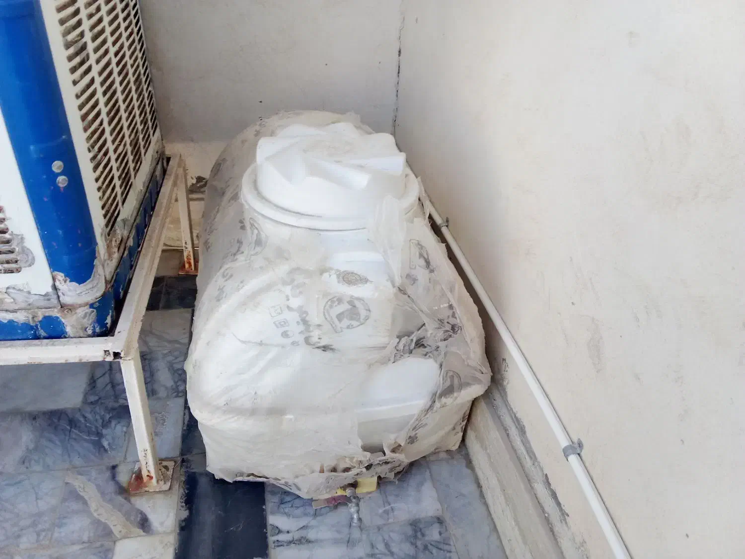 تانکر نفت 350لیتری درحد نو|مصالح و تجهیزات ساختمان|زابل, |دیوار