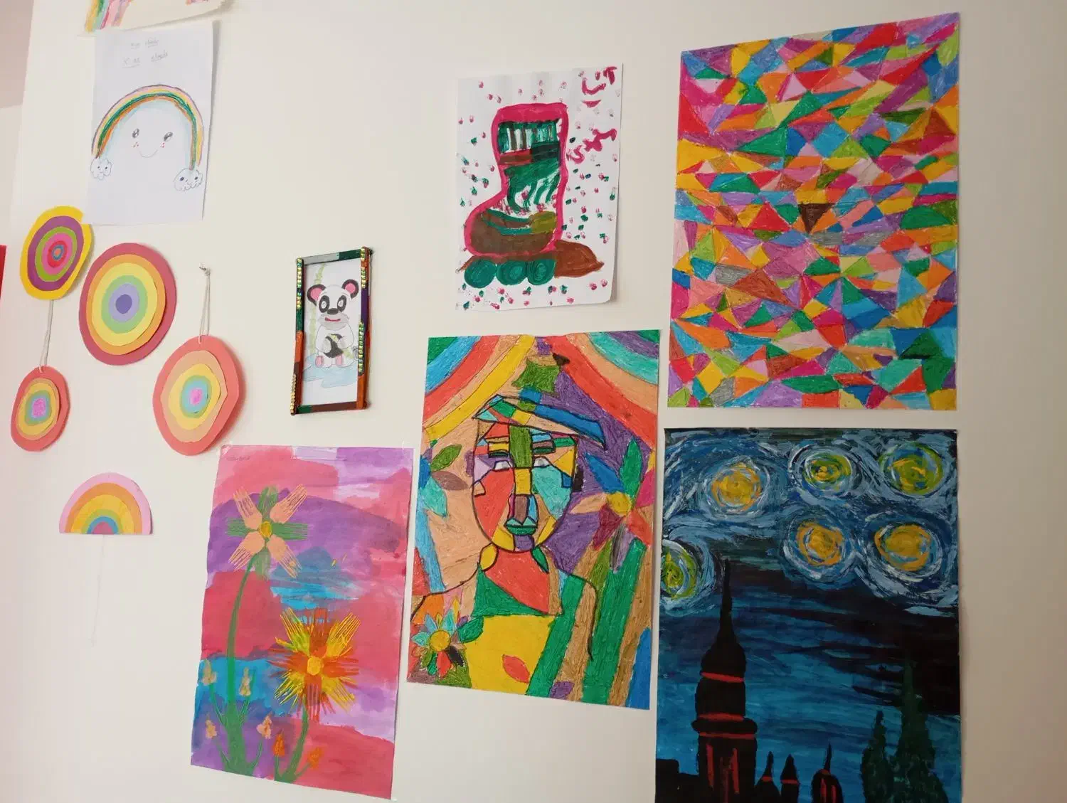 مربی نقاشی، طراحی کودک و نوجوان خصوصی|خدمات آموزشی|سنندج, |دیوار