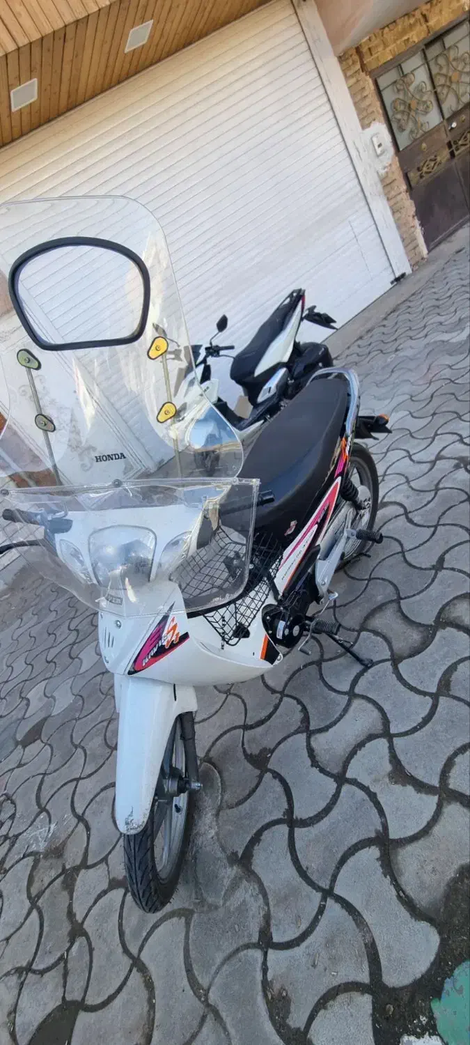 ویو ۴۰۳ کویر رادیسون|موتورسیکلت|سبزوار, پاسداران|دیوار