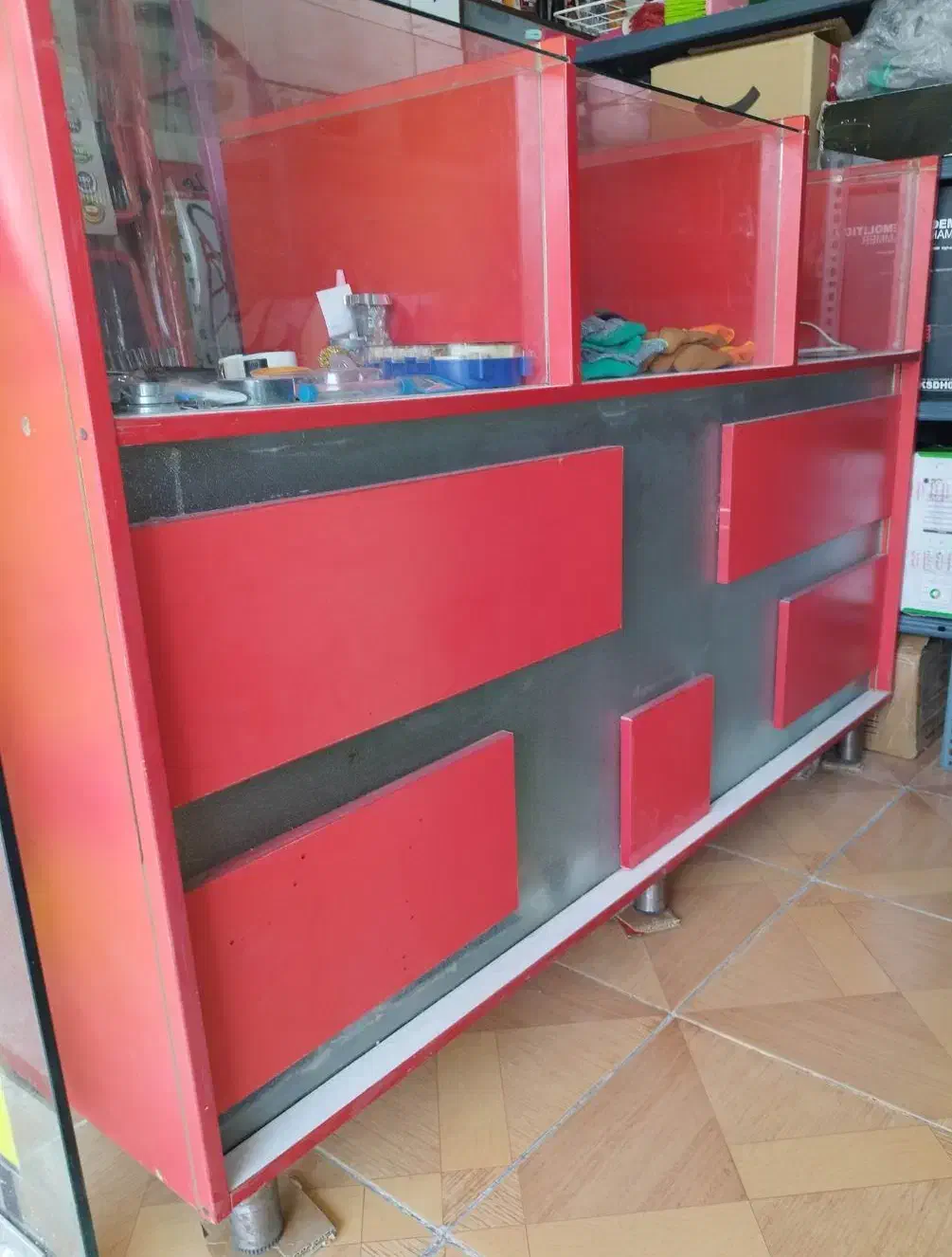 طبقا کلکسیونی|کلکسیون اشیاء عتیقه|فسا, |دیوار