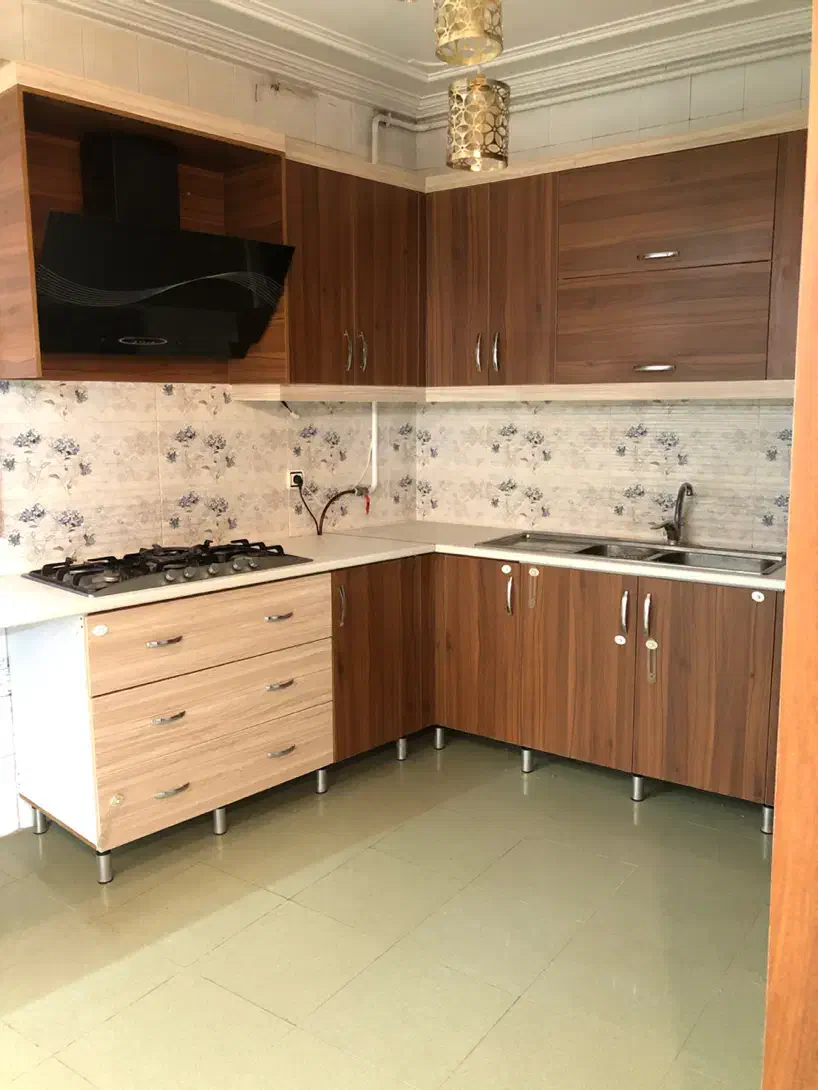 مستقل ۳خواب برای مطب یا کلینیک زیبایی در شیشه گران|اجارهٔ دفتر کار، اتاق اداری، مطب|لاهیجان, شیشه گران|دیوار