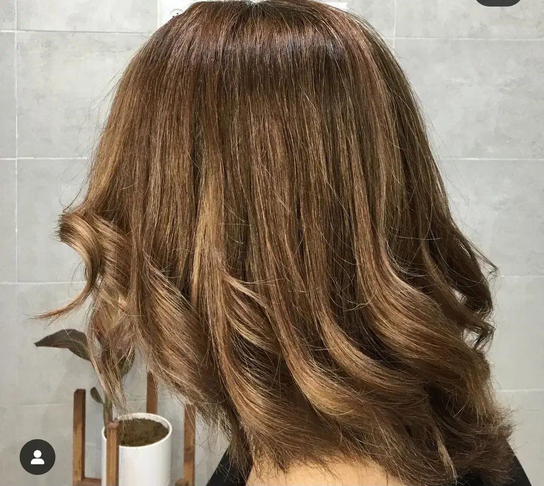 رنگ و لایت مو با متریال عالی|خدمات آرایشگری و زیبایی|لنجان, |دیوار