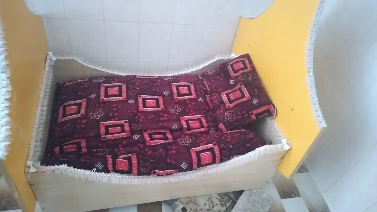 گهواره|تخت و صندلی بچه|مبارکه, |دیوار