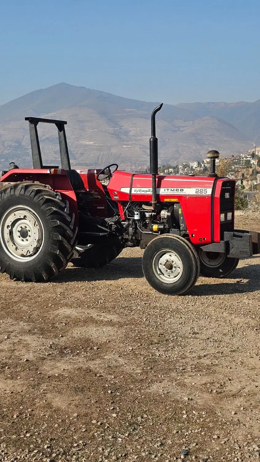 تراکتور مدل ۹۰ عتیقه|خودرو سنگین|توتکابن, |دیوار