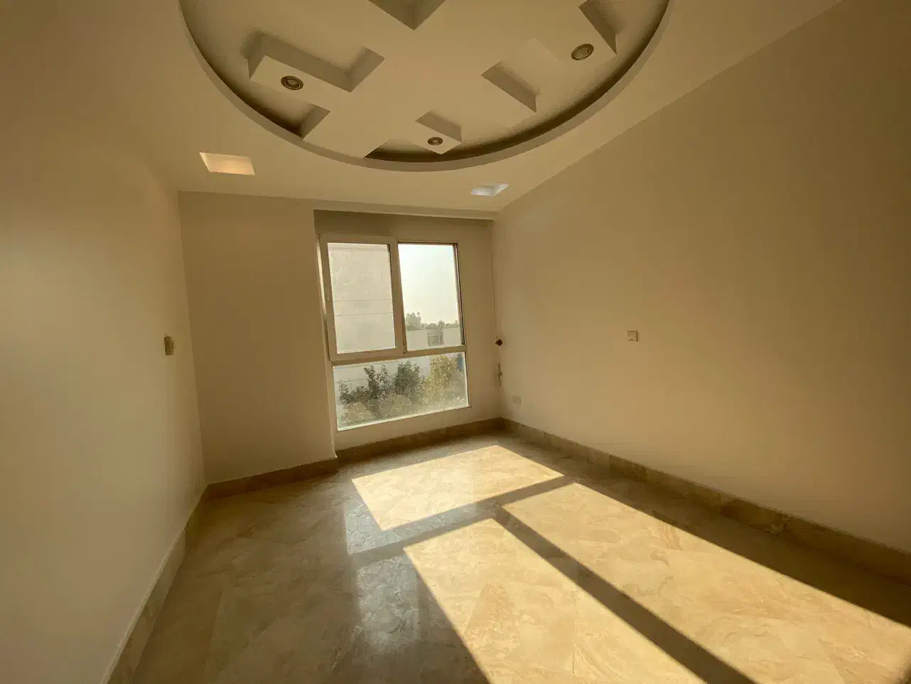 ۲۲۰ متر یارمحمدی تاپ لوکیشن نور جنوب مستقیم