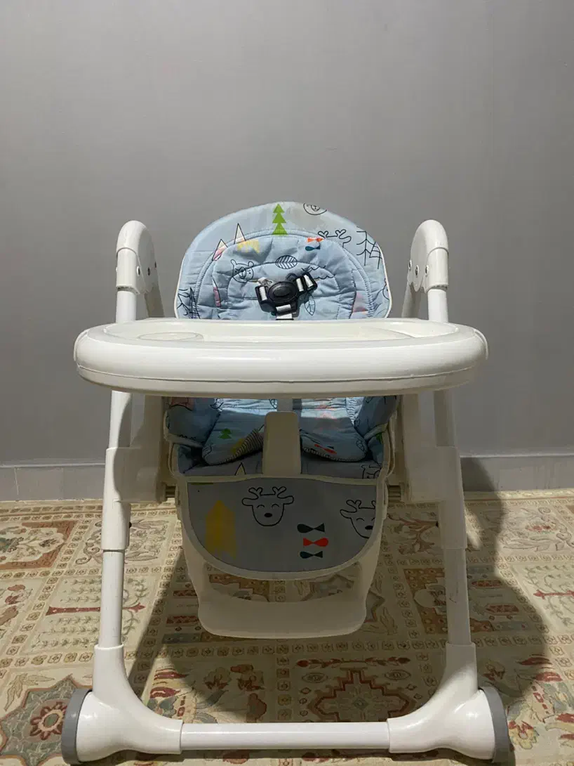 صندلی کودک|میز و صندلی غذاخوری|هشتگرد, شهرک ارم شرقی|دیوار