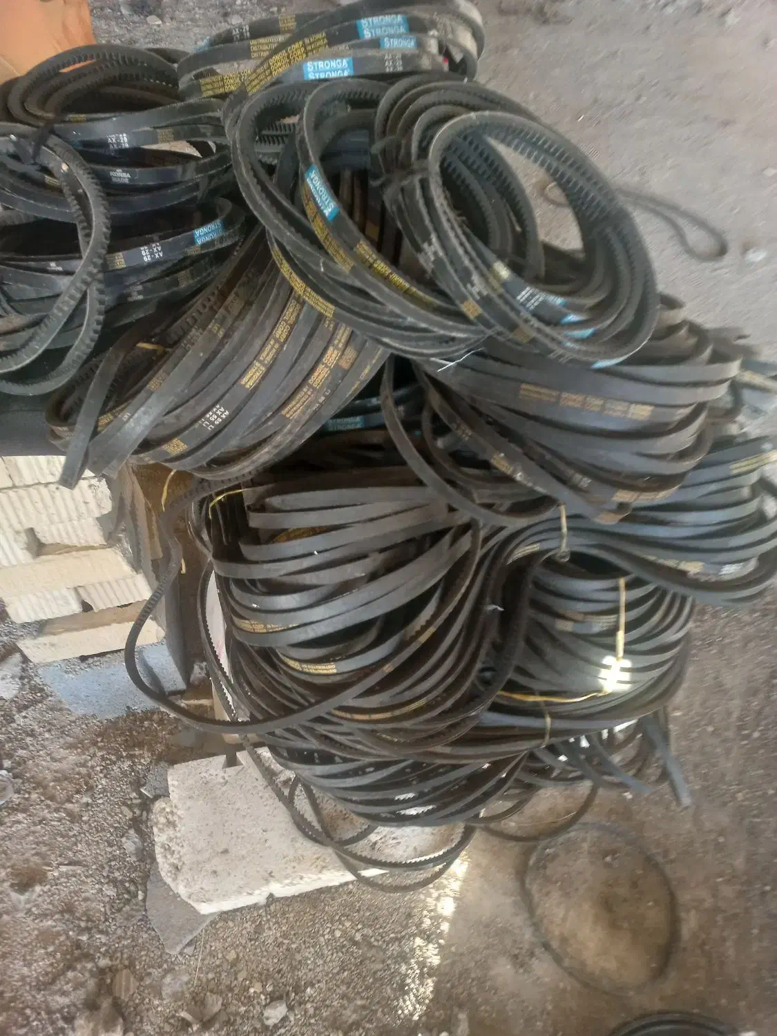 تسمه کارگای|ماشینآلات صنعتی|مرودشت, کوشک|دیوار