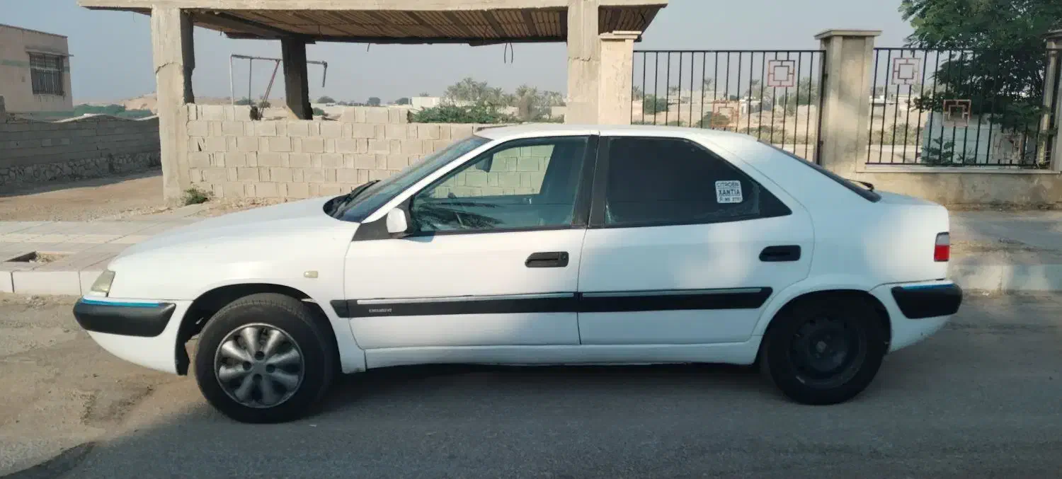 زانتیا سفید|خودرو سواری و وانت|بوشهر, |دیوار