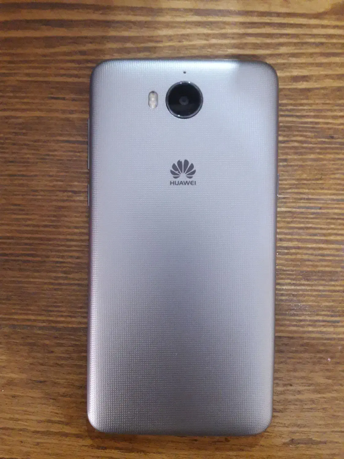 گوشی هوآوی y5 2017|موبایل|مشهد, فرهنگیان (شهرک غرب)|دیوار