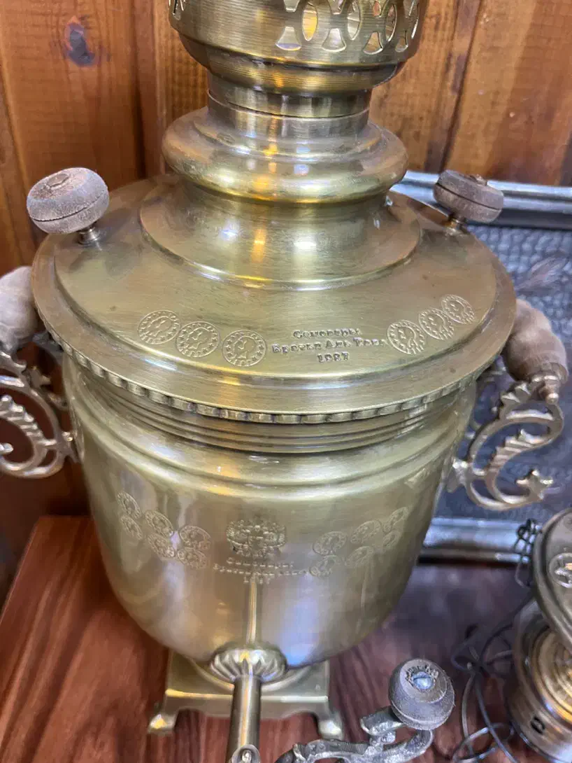 سماور ذغالی ۱۲ مهر سنگین|کلکسیون اشیاء عتیقه|ساری, |دیوار