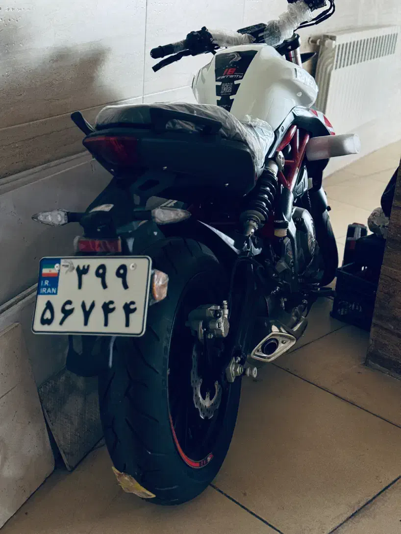 بنلی ۳۰۰ صفرخشک|موتورسیکلت|تبریز, |دیوار