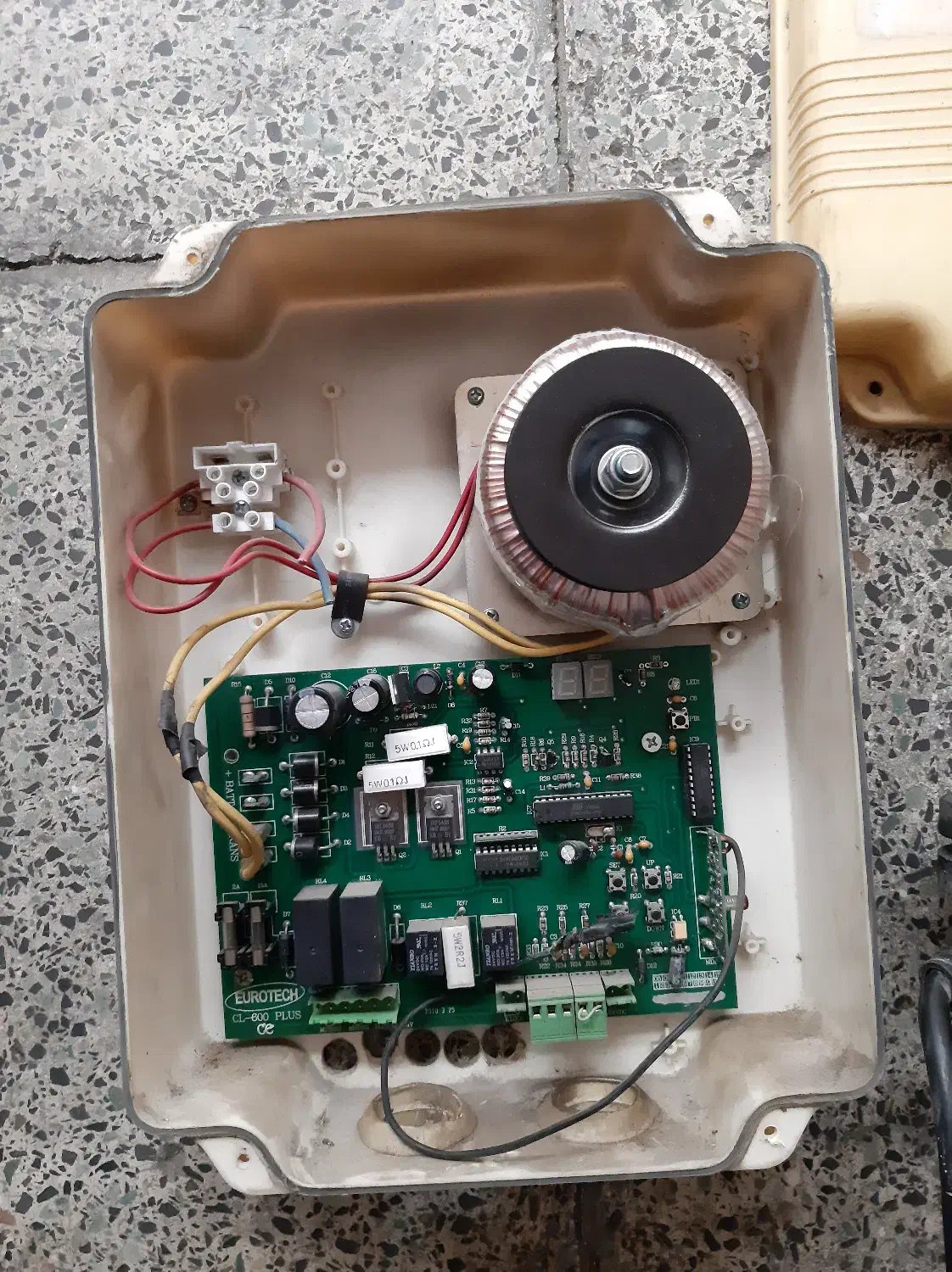 جک درب پارکینگ eurotech|سایر لوازم برقی|تهران, جیحون|دیوار