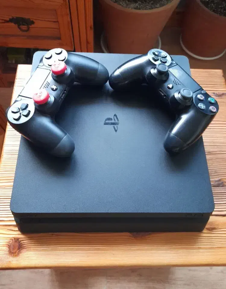 Ps 4 slim 1 tra|کنسول، بازی ویدئویی و آنلاین|چالوس, |دیوار