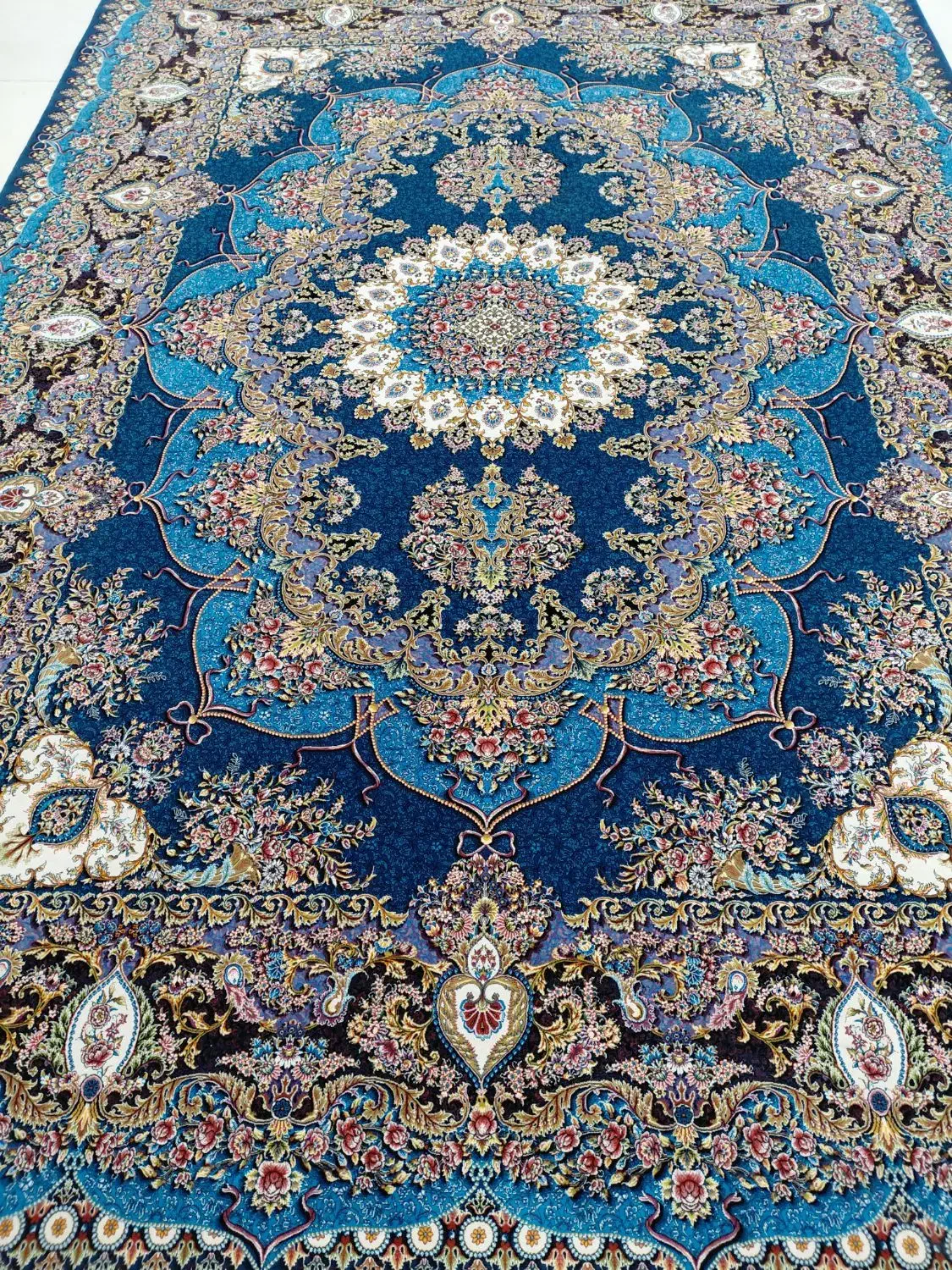 ۴تخته ۹متری ۱۲۰۰ شانه|فرش|ورامین, خیر آباد|دیوار