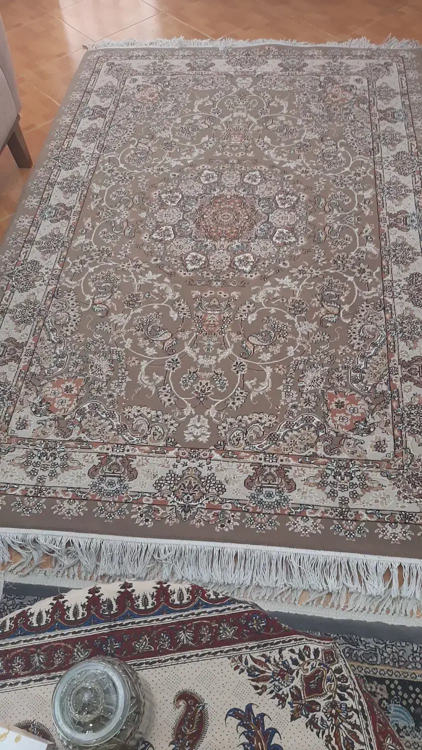 ۵ تا فرش|فرش|رشت, توشیبا|دیوار