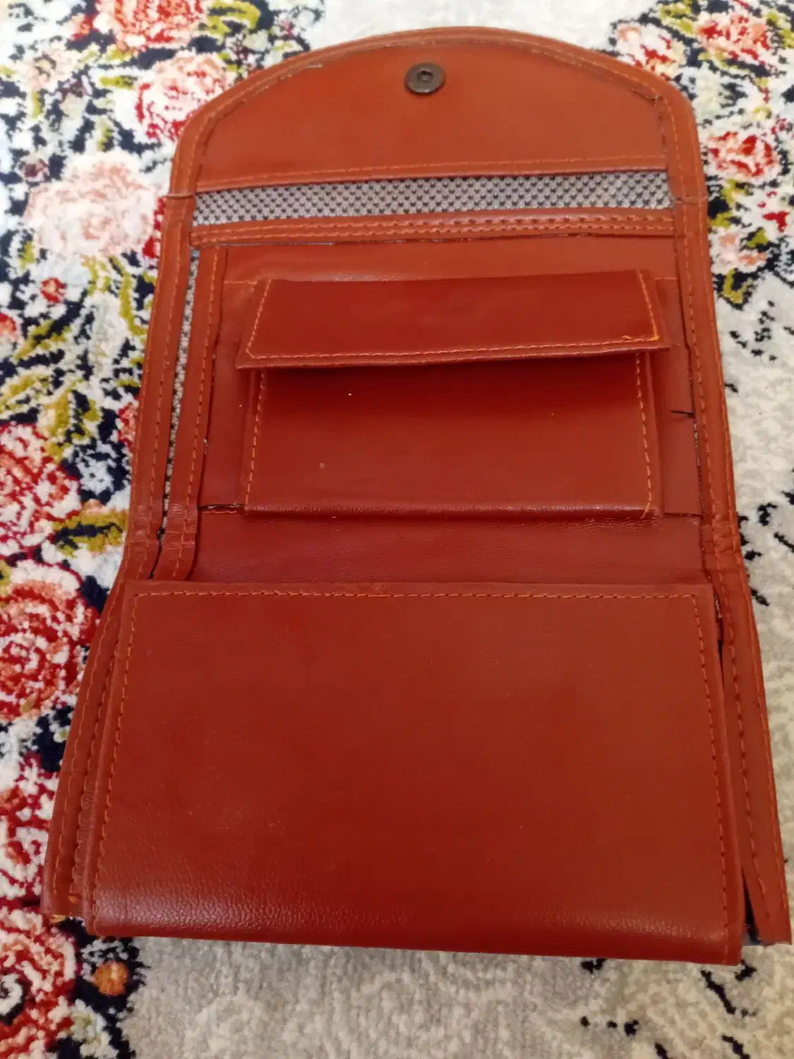 کیف  کوچک دستی|کیف، کفش، کمربند|رشت, عینک|دیوار